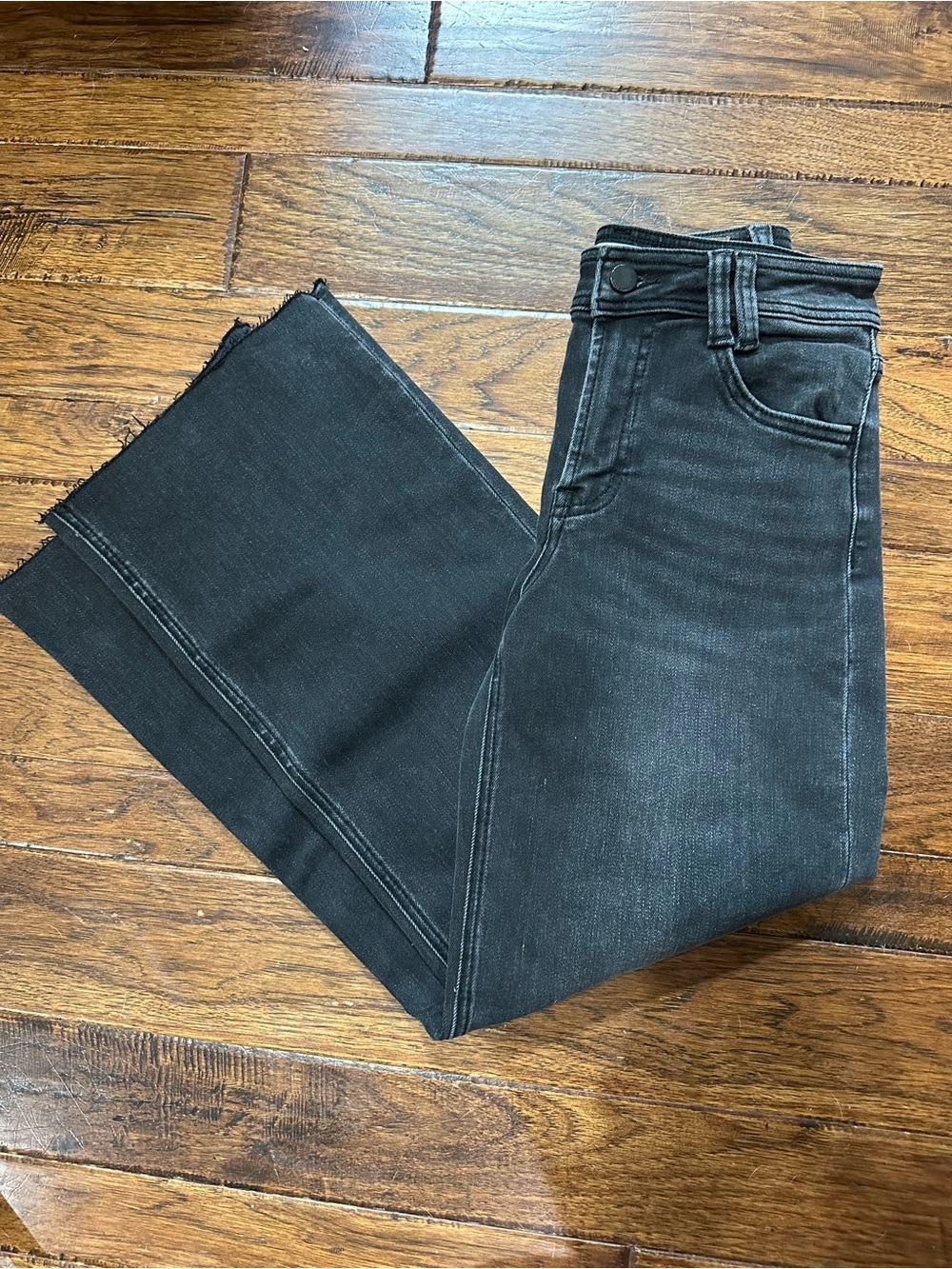 Flying Monkey Women’s Black Distressed Hem Wide Leg Jeans in Black Wash Size 25